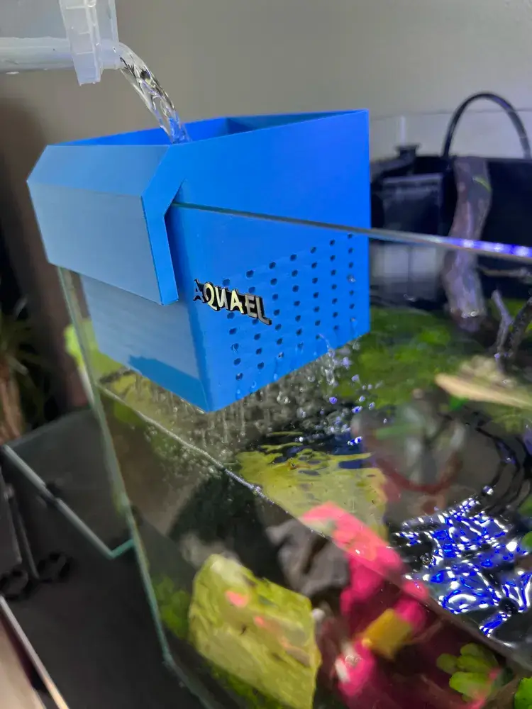 Troca de água com filtro